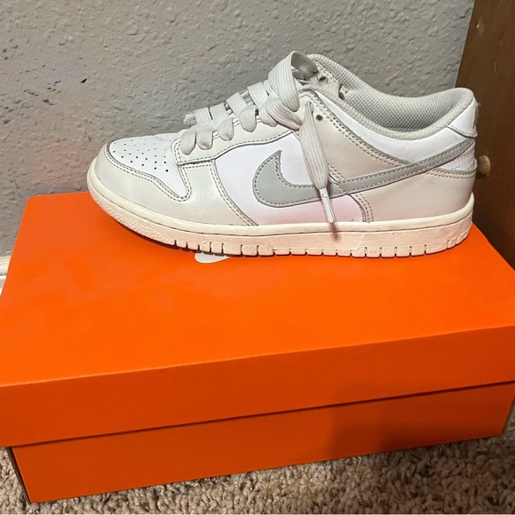 Nike Dunk Low Sneakers Kids 4.5 - Picture 6 of 11